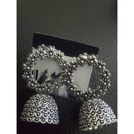 DV's Earings viral  2025