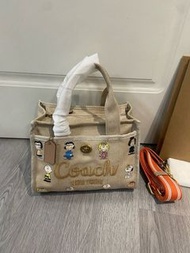 Coach X Peanuts 聯名款手提袋