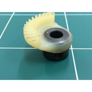 Best Products) Lower Shaft Gear Shell Gear For Janome Sewing Machine 381 1122