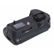 Used Battery grip Meike for Nikon D7000