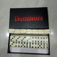 Batu Domino Panjang