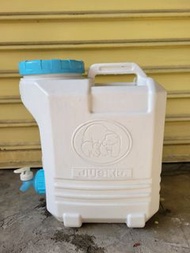二手 狀況良好 10L 白色水箱 水桶 手提水箱 儲水桶 儲水箱 太平洋水箱 手提水桶 露營水箱 露營水桶