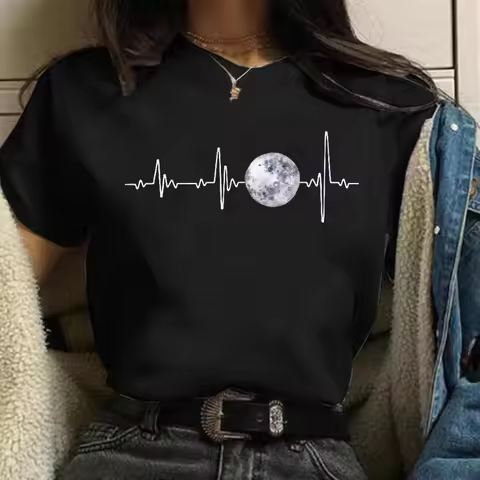 New Moon Women's Black T-shirt Women's Casual Round Neck T-shirt Lunar Eclipse Printed Women's T-shi