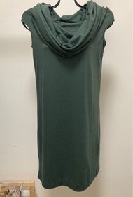 iROO綠領子造型無袖洋裝