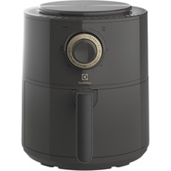 Nồi chiên không dầu Electrolux 3.4 lít E6AF1-220K [Hàng Bỏ mẫu]