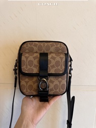 สีทึบ CK969ดอกไม้เก่า CJ736โลโก้คลาสสิกของผู้ชายกระเป๋าสะพายข้างกระเป๋าสะพายพาดลำตัวแบบลำลองกระเป๋าน