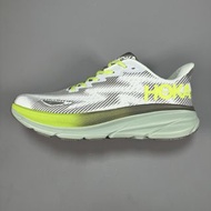 Hoka One One Clifton 9 GTX