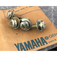 Yamaha DT RX Y80 YL Y Genuine Nut Number 8 Total 4 Pieces As Shown In The Picture.