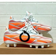 JUNIOR FOOTBALL SHOES SIZE 33-37