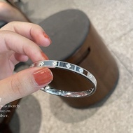 新品现货s9999纯银万花筒四叶草足银女手镯实心银镯简约百搭情人节女s9999 sterling silver kaleidoscope four-leaf clover foot silver202