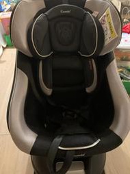 Combi 安全座椅Neroom isofix 360度旋轉