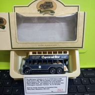 LLEDO LTD EDITION AEC REGENT D/DECK BUS EXPRESS AND STAR  CERT no 262 LOT2C6210#1988