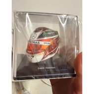 Spark F1 Racing Helmet Model Ornaments 1: 5 Spark Benz Hamilton 2019 American Station World Crown Br