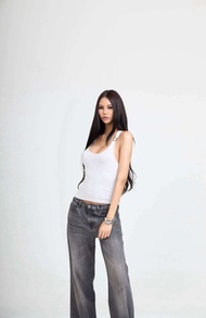Miss Valentina - Essential Tank