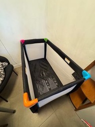 Hauck sleep n play foldable cot 嬰兒床