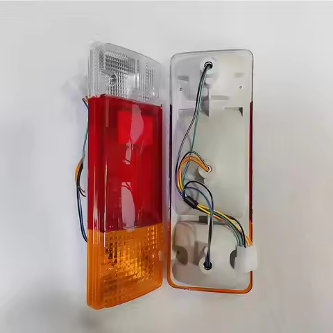 SET Car Taillight Brake Light For Toyota Dyna BU60 BU100 BU102 LY162 Hino Dutro 300 1999 2000