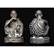 人人有龙婆坤，人人负担的起，人人有好牌佩戴，人人有老牌佩戴，人人带戴了Heng Heng来  大优惠2尊龙婆坤钟料圣物：一尊小金身，一尊药师佛，2537Be（1994年制作） 🔥🔥恭请价：Rm288🔥