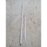 Samsung 43 in TV led bulb set.