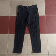 Black GU jeans. 04