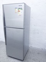 日立 雪櫃  140CM高