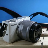 kamera canon EOS M10