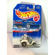 Hot Wheels. 1999 First Editions - 9. Tee d Off. Pearl White Grey by MATTEL 1999