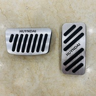 Hyundai Custin brake and accelerator pedal covers