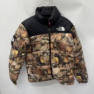 Supreme tnf聯名羽絨外套