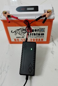 Sạc pin Li-ion 3S 12.6V 5A có quạt LOẠI KẸP -Pin lithium chống nước