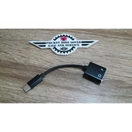 Type-C to 3.5mm Jack Headphone Adapter Aux 3.5mm There Is A Charging Port While Watching Movies And 