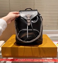 2️⃣星期到貨‼️LV 中古 雙肩包