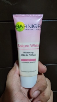 Garnier skin naturals (rijek kemasan) Hand Cream - Sakura White Moisturizing 50 ml / whip foam clean