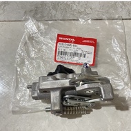 Củ dầu trên | cụm xy lanh phanh chính Vision chính hãng Honda (45510-KZL-E01)