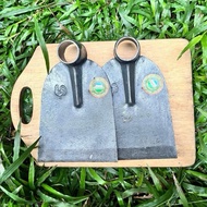 Chicken hoe, solid cast steel hoe, garden hoe, soil hoe