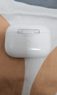 Apple airpods pro 2 充電盒，only case
