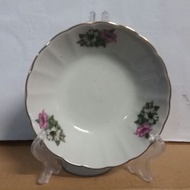 1970s Vintage Ceramic Porcelin Plate - Lotus Design With Gold Line Pinggan Mangkuk Bunga Kangkung 70