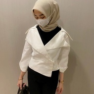 Daphne Blazer Top
