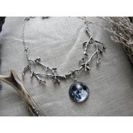 Pendant Necklace Moon Luminous Glass Necklace Branch Pendant Alloy Jewelry20251226XL