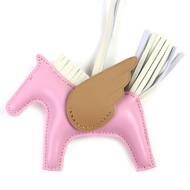 成色極佳 △ 愛馬仕 Rodeo 系列飛馬吊飾 PM Anjou Milo Swift Mauve Sylvestre/Clé/Chai 包包吊飾 K 印記 法國製造 女士