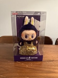 POP MART 飛天豬豬