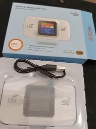 Wi-Fi SIM card router 無線移動 WiFi pro 4G LTE  Mobile.旅行必備
#這款無線移動 WiFi Pro 路由器支援LTE CAT6，具有4G功能。它配備300