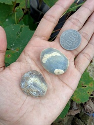 2 pcs Batu Sulaiman Daud Ujung Tanjung ( Rough / Bahan Batu Akik Natural )