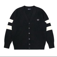 外國預訂 2色選 Fred Perry 刺繡logo 針織鈕扣長袖冷衫 外套