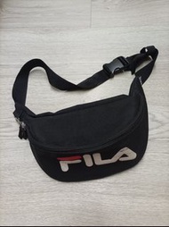 FILA造型腰包.斜側背包(可調整長度)。任選兩件免運費