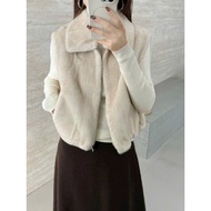Jacket luxurious rabbit fur vest for women, youthful short rabbit fur vest for women
