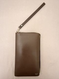 Braun Buffel travel wallet