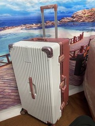 30吋高柱體鋁合金框併色行李箱旅行箱 30 inch lugguage 40 x 37×78 cm （符合航空公司寄存規定158cm）