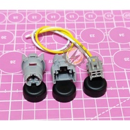 33513-S84-A01 HONDA CIVIC , ACCORD , ODYSSEY T10 / 4090 REAR REVERSE LAMP BULB HOLDER + SOCKET