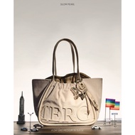 ✨พร้อมส่งค่ะ💗Merge A Day Bag Merge Medium Ancient&Rusty Coin กระเป๋า กระเป๋าฮิตตอนนี้