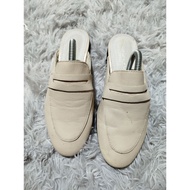 Preloved Sweet Room Half Shoes